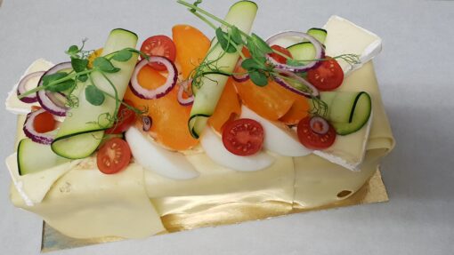 Vegetarisk smörgåstårta