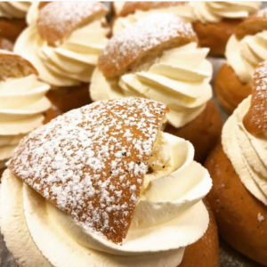 KLASSISK SEMLA
